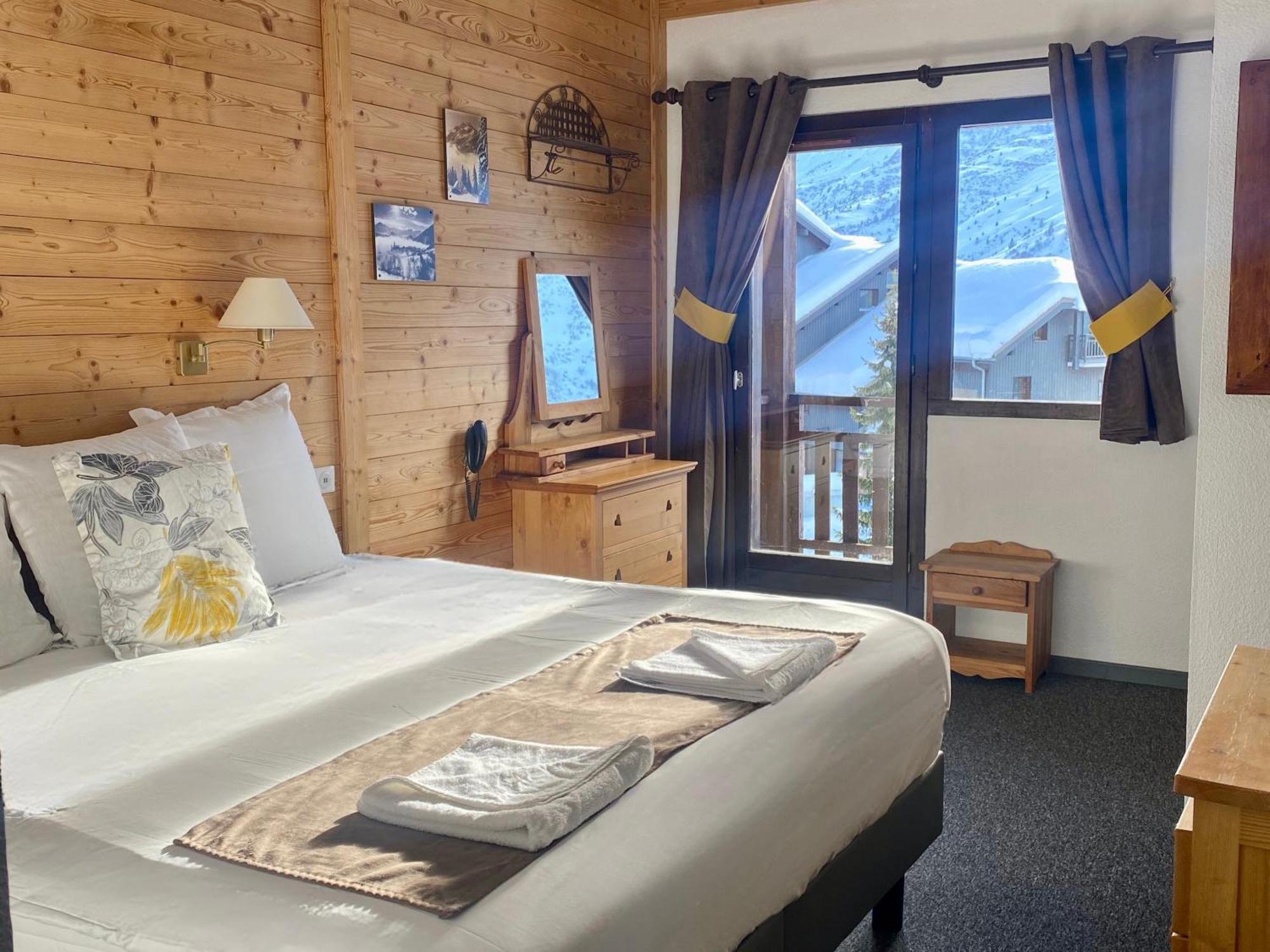 Hotel Club "Les Carrettes" Valmeinier Buitenkant foto